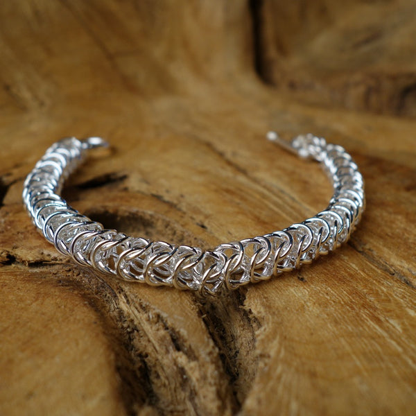 Handcrafted sterling .925 silver bracelet from Taxco, Mexico.