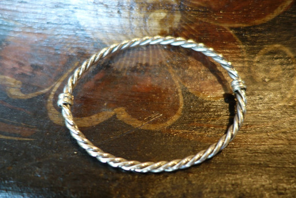 Handcrafted solid sterling .925 silver bracelet from Taxco, Mexico