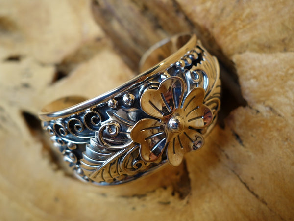 No Mas! 925 Sterling Silver Bracelet with Flower Leaves Rustic