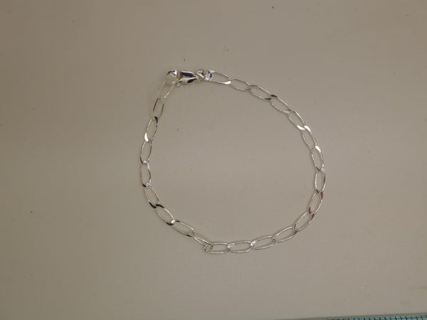 Handcrafted solid sterling .925 silver 7 Inch Figaro Silver Bracelet from Taxco, Mexico