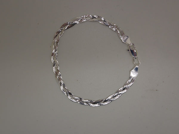 Handcrafted solid sterling .925 silver 925 Silver Trenza Decorada from Taxco, Mexico