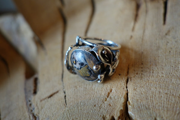 Handcrafted solid sterling .925 ring from Taxco, Mexico